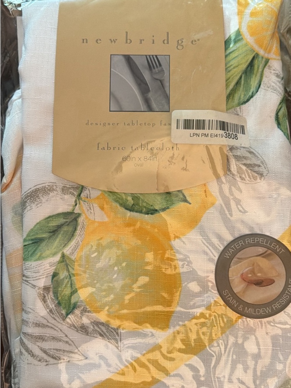 Newbridge Lemon Print Fabric Tablecloth - Yellow & Green